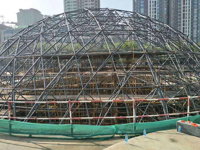 龙岩球形网架钢结构施工